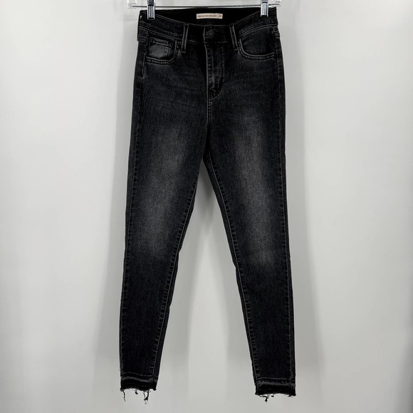 Levi's 720 High Rise Super Skinny Jeans in Subtle Art Washed Black Sz 26 Raw Hem - Picture 2 of 13